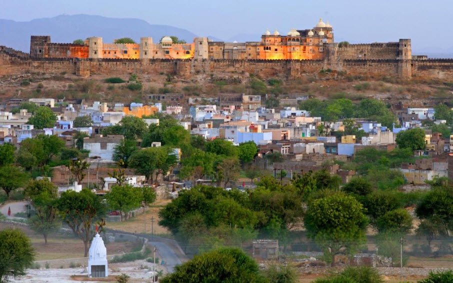 Sardargarh Fort, Rajsamand, Rajasthan - Vushii.com Sardargarh Fort, Rajsamand, Rajasthan - Vushii.com